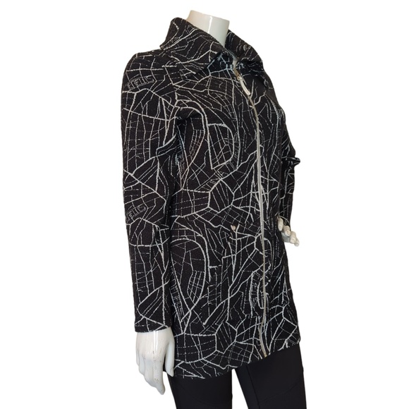 Tonia DeBellis Black White Abstract Print Jacket - Picture 2 of 14